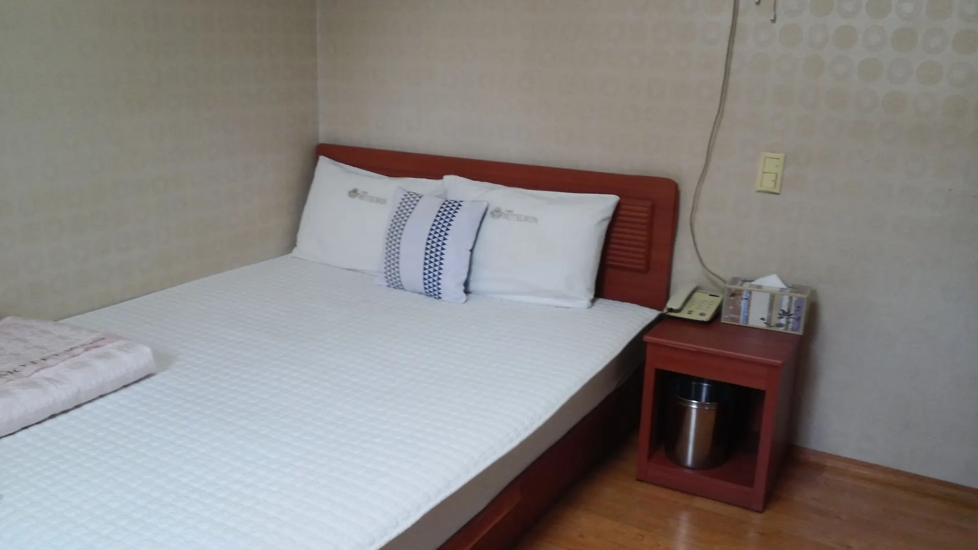 Nampo One Motel Busan